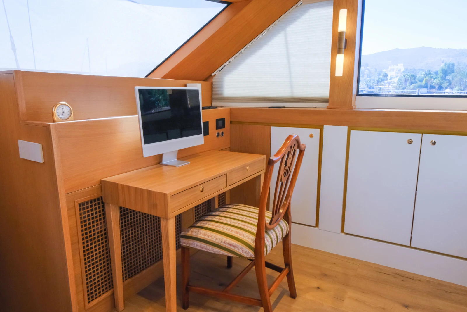indoor lounge